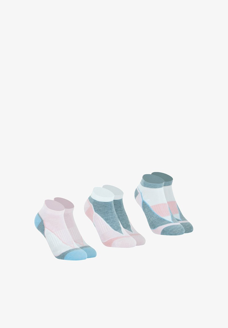 Trois paires de chaussettes de cheville : couleurs rose clair, gris, blanc et bleu ; texture côtelée ; motifs géométriques divers ; matériau doux.