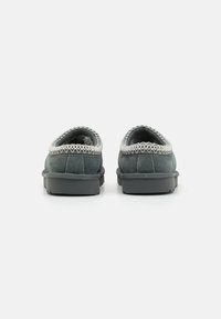 UGG TASMAN - Lahtised kingad - rainstorm