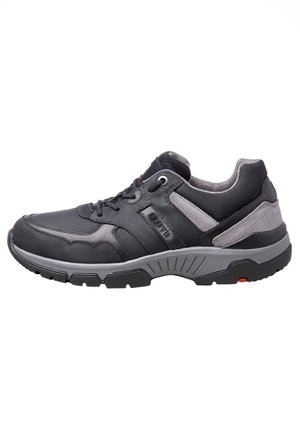 EPIC - Trainers - schwarz