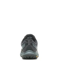 Scarpe da trail running nero e grigio con una tomaia in mesh testurizzato, colletto imbottito e una suola in gomma durevole con un modello di battistrada aggressivo.