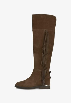 Braune Wildleder-Stiefel über das Knie mit langen Fransenakzenten an der Außenseite und einem niedrigen Blockabsatz. Glatte Textur und abgerundete Zehen.