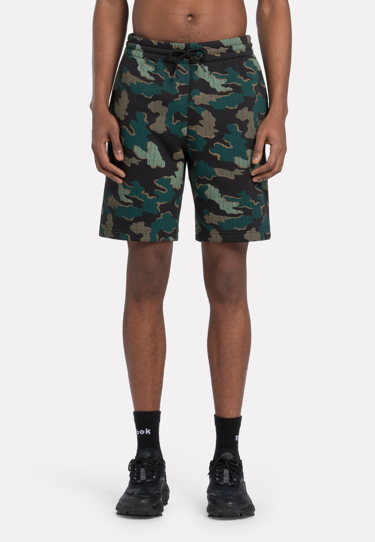 IDENTITY MOTION CAMO
