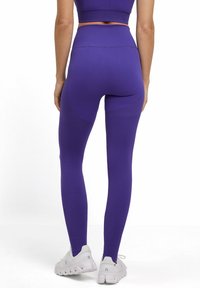 FALKE CORE SEAMLESS - Tights - amethyst