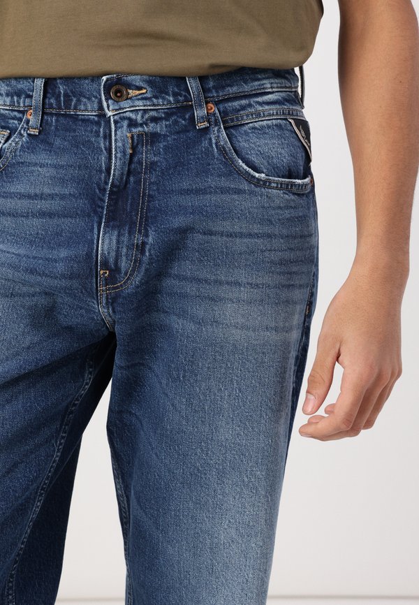 KYRAN PANTS - Relaxed fit jeans3