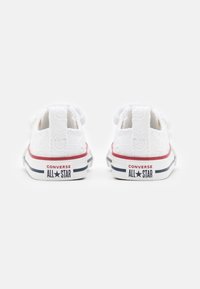 Converse CHUCK TAYLOR ALL STAR UNISEX - Zapatillas - white/garnet/midnight navy