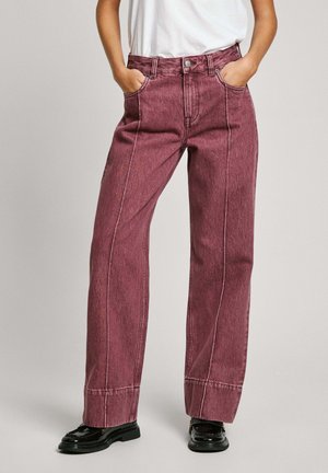 Weite, burgunderfarbene Denim-Jeans mit sichtbaren Nähten, hoher Taille und vorderen Taschen. Mit einer leicht verwaschenen Textur und geradem Schnitt.