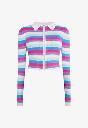 Ribota trumpa megzto palaidinė su ilgomis rankovėmis, puošta horizontaliomis raudonomis, violetinėmis ir mėlynomis juostelėmis, ir balta apykakle su priekiniu užtrauktuku.