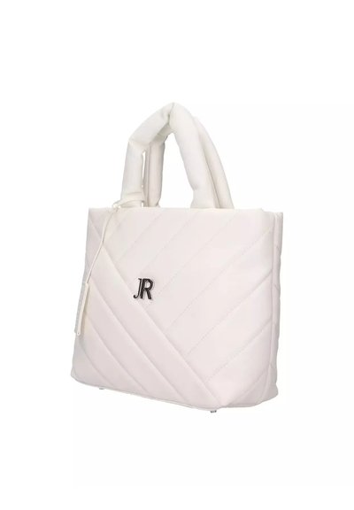 Borsa a tracolla bianca trapuntata con un design triangolare, manici imbottiti e un logo "JR" argentato sul davanti. Texture liscia senza hardware visibile.