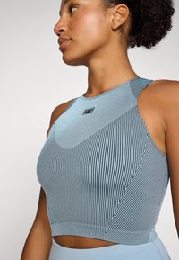 Champion GYM LIFESTYLE SEAMLESS TANK - Top - light blue