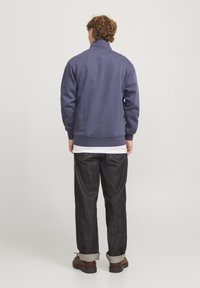 Jack & Jones JORVESTERBRO QUARTER ZIP - Sweatshirt - nightshadow blue