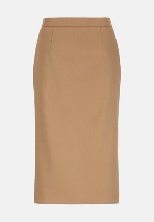 Falda lápiz beige hasta la rodilla con cintura ajustada, costuras entalladas y dobladillo recto sobre un fondo liso.