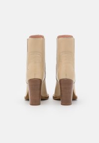 Bronx NEW AMERICANA - Botas clássicas de cano curto - camel