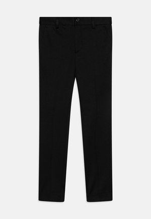 Zwarte broek met een gladde textuur, recht gesneden ontwerp, voorzakken en een enkele knoopsluiting bij de taille.