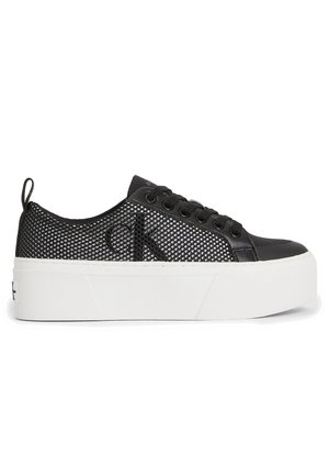 Sneakers - black