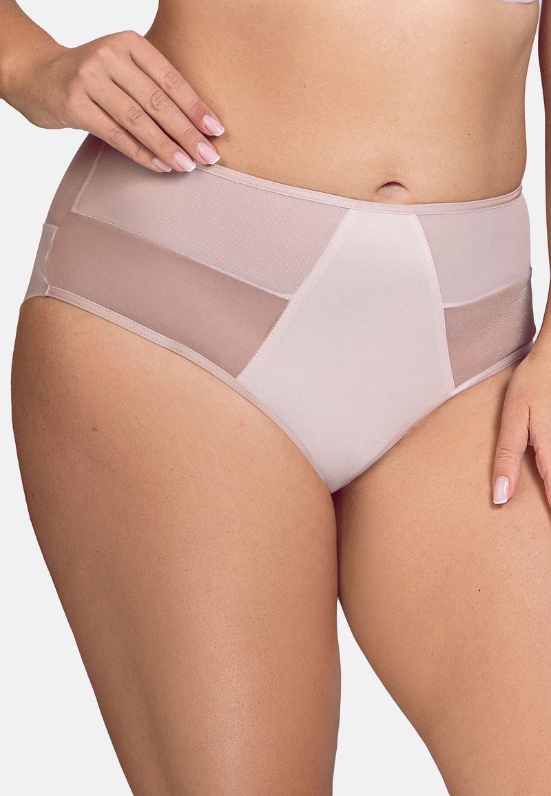 Culottes taille haute en rose clair, avec un mélange de panneaux en maille lisse et transparente, dotées d'un design sans coutures et d'une texture douce.