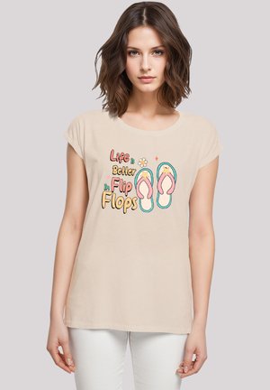 LIFE IS BETTER IN FLIP FLOPS - Print T-shirt - whitesand