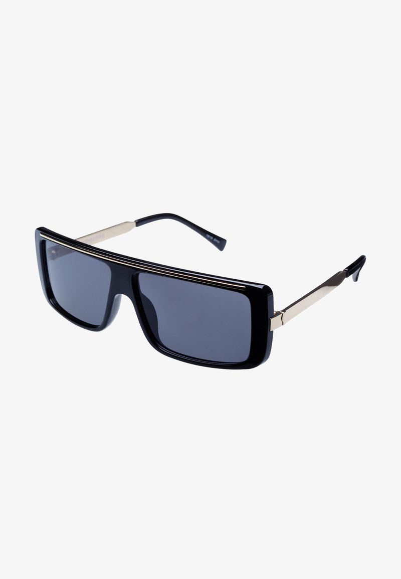 Černé obdélníkové sluneční brýle s tmavými skly, zdobené zlatým kovovým příslušenstvím na stranách a elegantními, lesklými rámy.