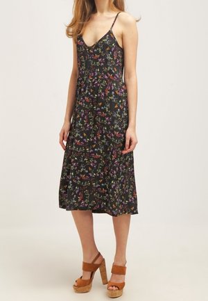 Even&Odd Robe de jour - black