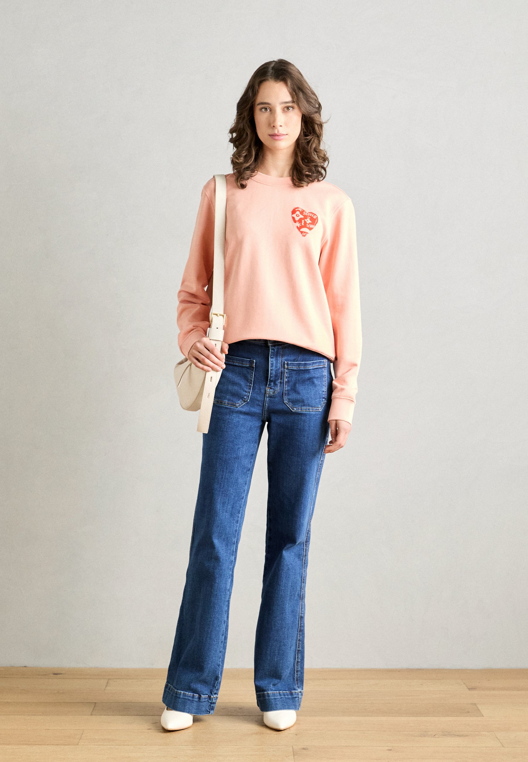 売れ筋商品|||スコッチアンドソーダ パーカー・スウェットシャツ レディース アウター CHEST ARTWORK REGULAR FIT - Sweatshirt - peach pink Scotch & Soda CHEST ARTWORK REGULAR FIT - Sweatshirt - peach