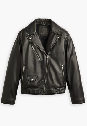 Schwarze Leder-Motorradjacke mit cropped Design, breiten Revers, mehreren Reißverschlusstaschen und einem subtilen Glanz. Mit einem Gürtel in der Taille.
