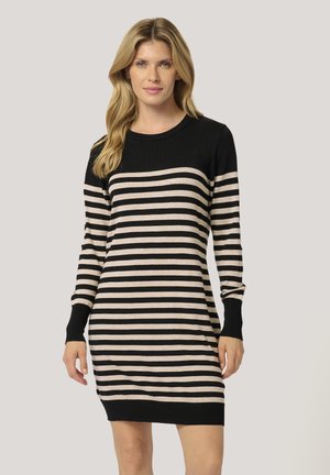 Schwarz-beige gestreiftes Strickkleid mit langen Ärmeln, geripptem Halsausschnitt und Bündchen. Oberschenkellang, weicher Stoff, lässiges Design.