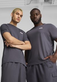 Puma COL SMALL LOGO - Camiseta básica - galactic gray