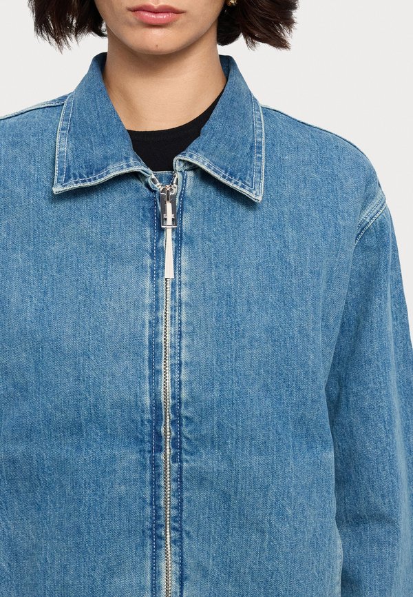 Bomber Jacket - light washed denim4