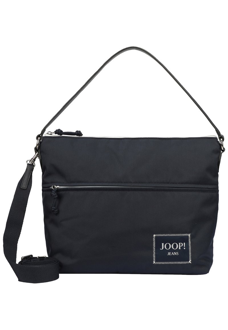 Černá nylonová taška přes rameno se zipovým uzávěrem, přední kapsou a odnímatelným popruhem. Obsahuje texturovaný povrch a logo nášivku.