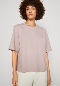 Lindex LOLA - Jednoduché tričko - light dusty lilac