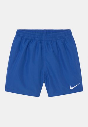 Blauwe sportshorts van rekbaar materiaal, met een elastische tailleband en een wit Nike swoosh-logo aan de onderzijde rechts.