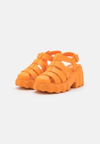 Melissa MEGAN - Platforminiai sandalai - orange