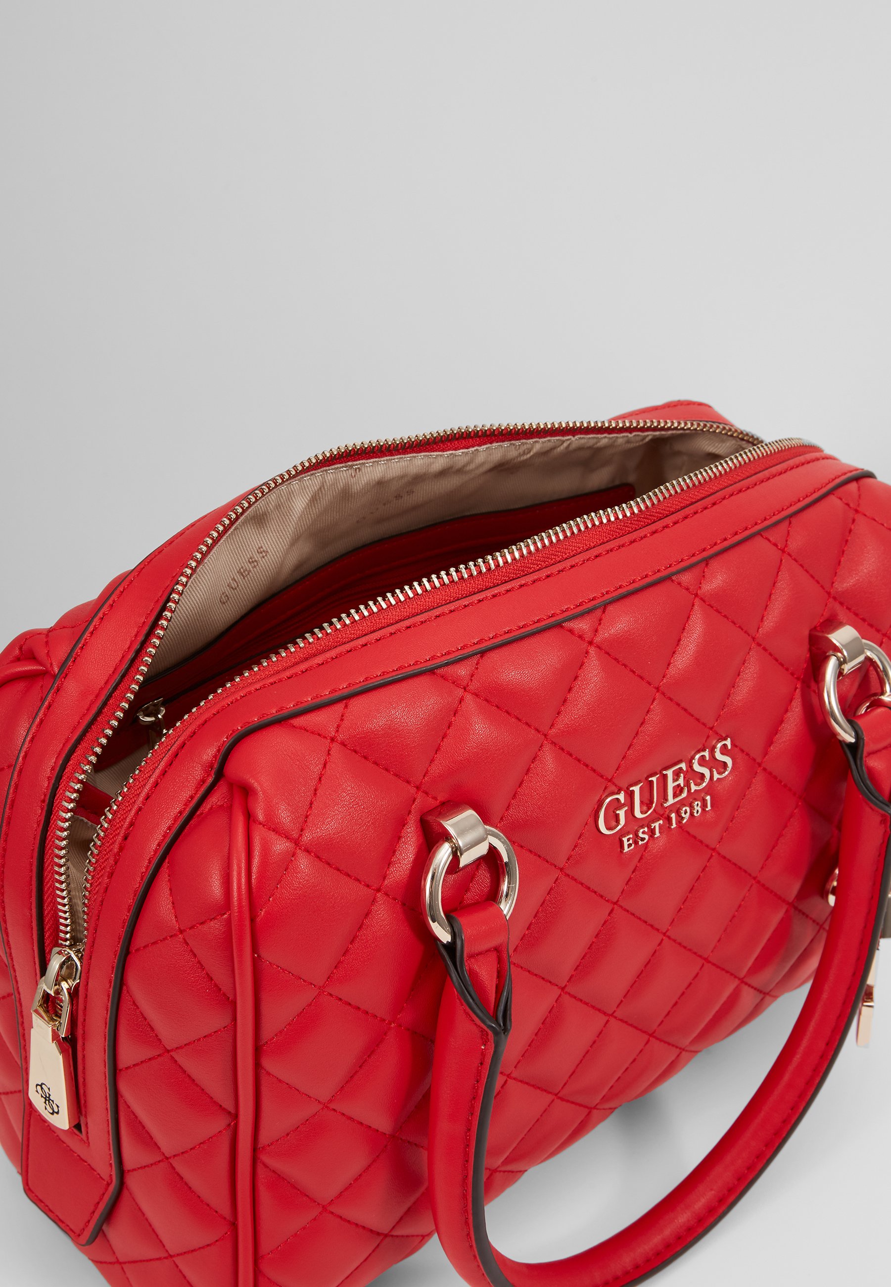 Guess MELISE BOX SATCHEL Håndveske red Zalando.no Guess MELISE BOX SATCHEL Håndveske red Zalando.no