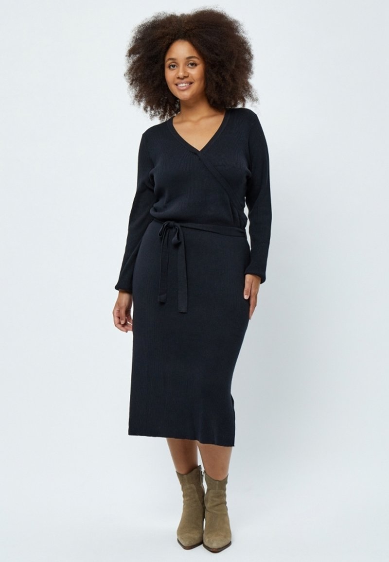 PEPPERCORN PCTANA Shift dress black Zalando.ie