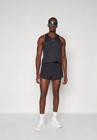HOKA RACE DAY SPLIT SHORT - Pantalón corto de deporte - black