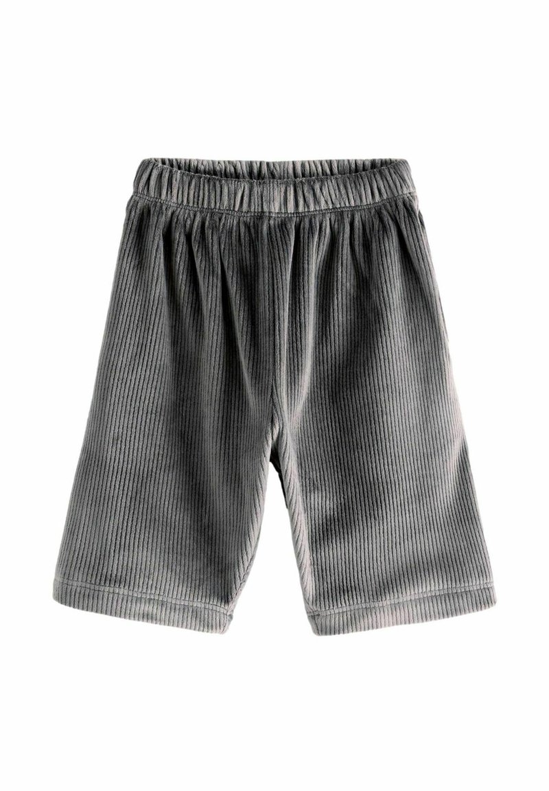 Short gris en tissu côtelé avec taille élastique, longueur genou, coupe décontractée, présenté sur fond blanc.