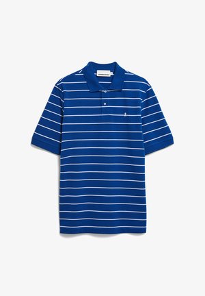 Blaues Poloshirt mit weißen horizontalen Streifen, kurzen Ärmeln und einem Kragen. Verfügt über ein kleines Logo auf der linken Brust. Hergestellt aus Baumwolle.