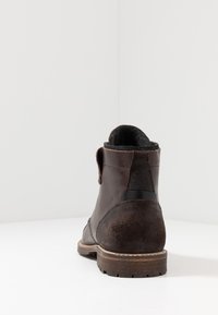 Pier One Botines con cordones - brown