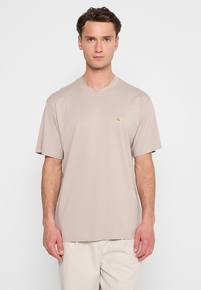 Calvin Klein Jeans T-shirt basic beige