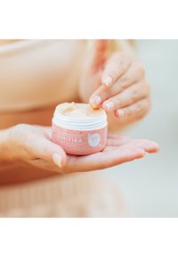 Mimitika SELF TANNING FACE CREAM - Selbstbräuner
