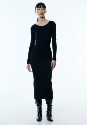 EDITED OLINE - Gebreide jurk - schwarz