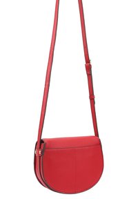 Rode leren schoudertas met een ronde vorm, verstelbare schouderband en stikseldetails. Vlotte textuur en minimalistisch ontwerp.