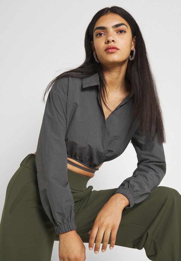 JDYLOUISVILLE CATIA WIDE - Trousers - forest night3