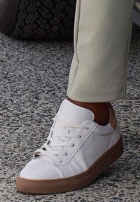 Elbsand SNEAKER - Trainers - weiß