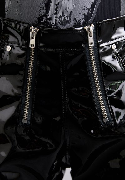 GmbH DOUBLE ZIPS - Pantaloni - black