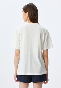 Koton T-shirts basic - beige