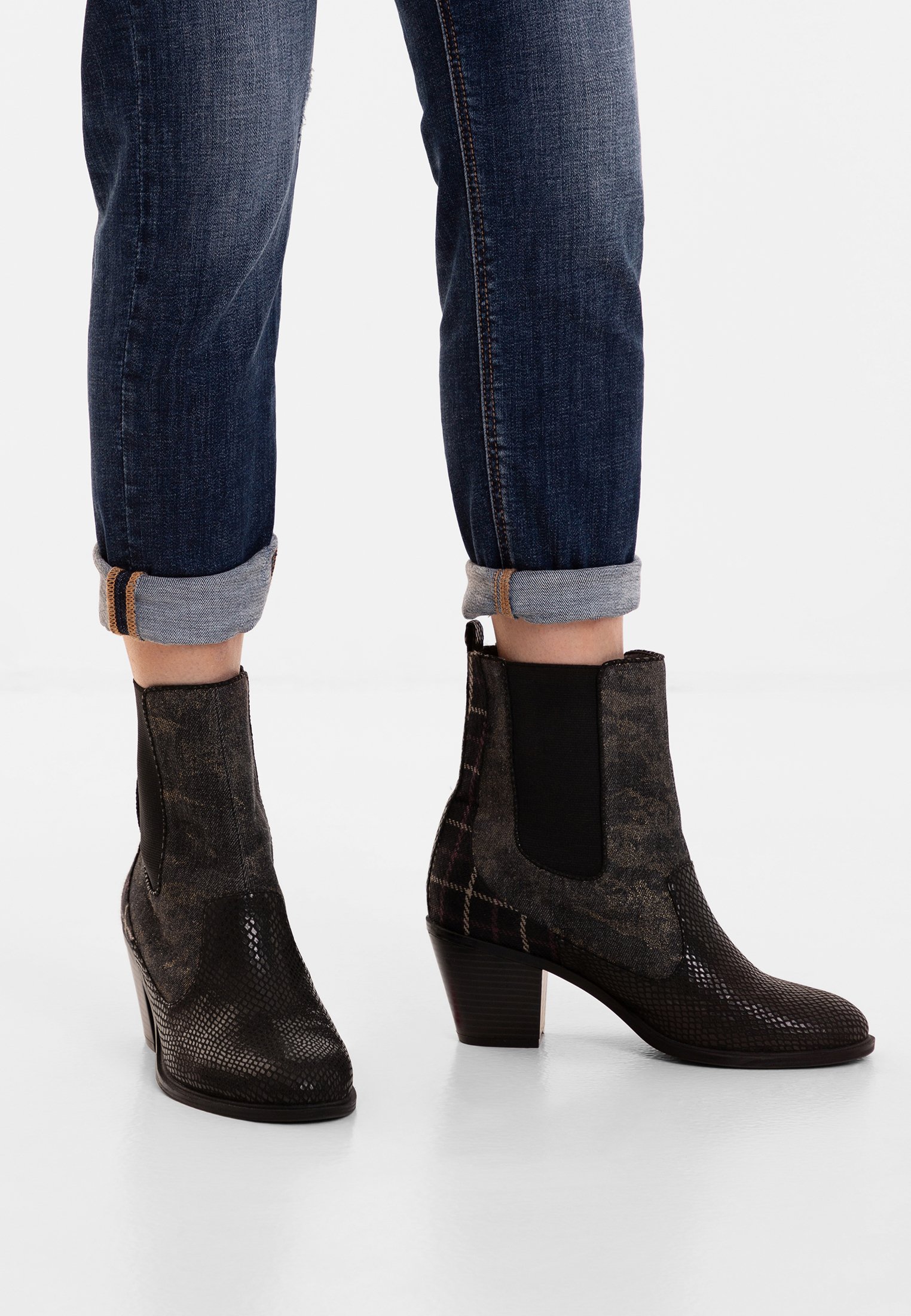 zalando sandali desigual