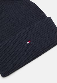 Tommy Hilfiger ESSENTIAL FLAG  - Pipo - space blue