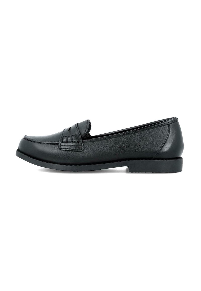Mocasines de cuero negro con un acabado suave, punta redondeada, detalle trenzado en la parte frontal y una suela baja de goma. Diseño minimalista en todo.