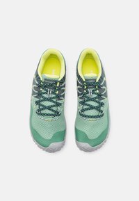 Merrell TRAIL GLOVE 7 - Chaussures de running - jade
