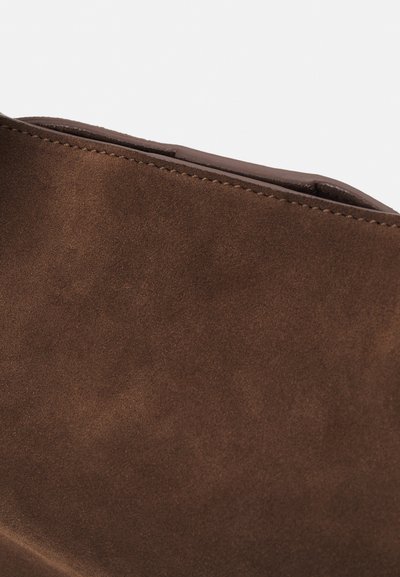 AESTHER EKME SAC SUPPLE - Τσάντα Tote - chocolate